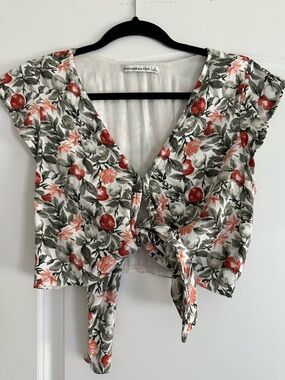 Abercrombie & Fitch White Floral Tie-Front Crop Top with Red & Green Print